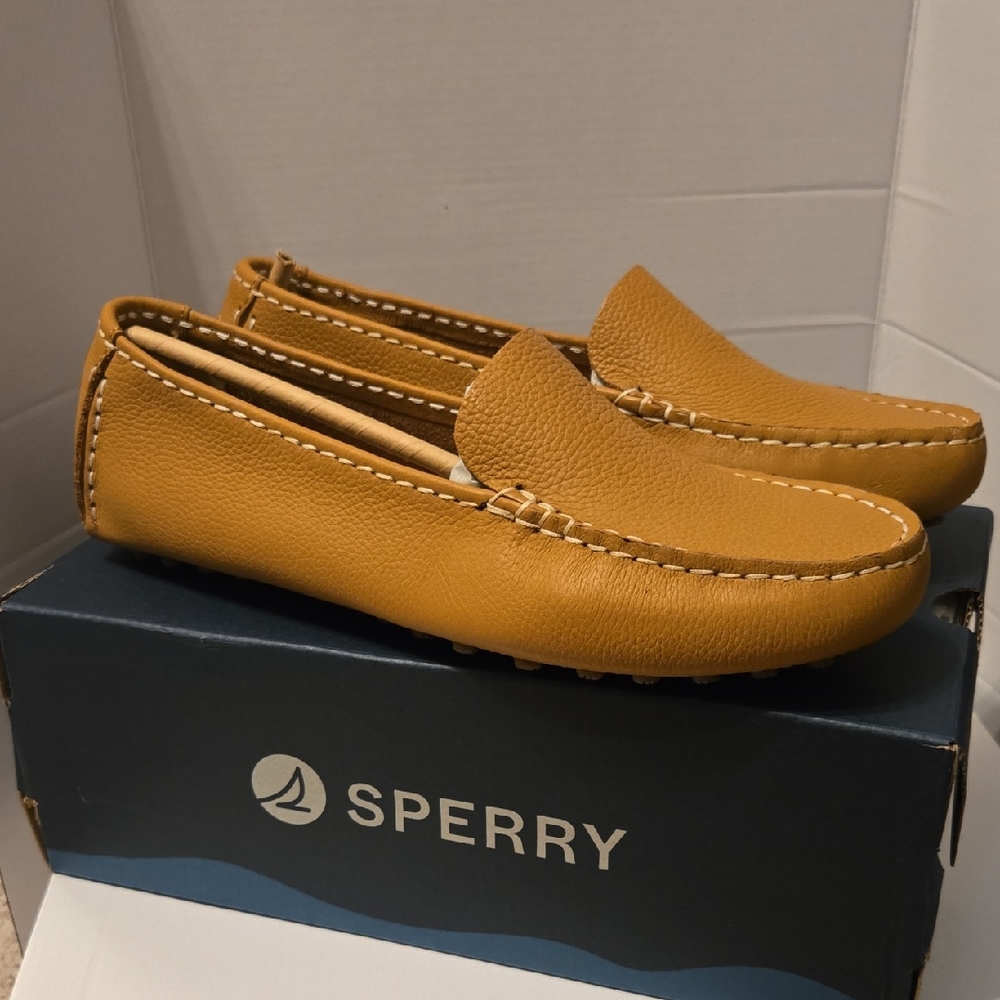Sperry Port Driver Women's Leather Loafer